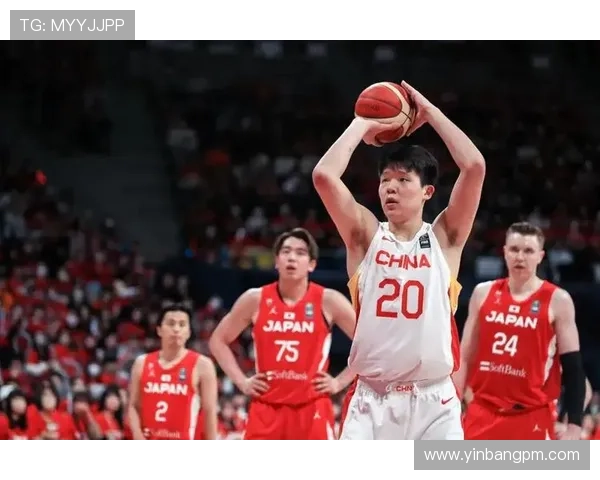 佩杜拉突破送妙传 杨瀚森快速跟进轻松完成篮下得分